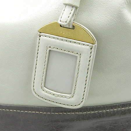 Prada(�����) BN2322 ȭ��Ʈ �׷��� ���� VITELLO SHINE(���ڷ� ����) ���� ���� �ΰ� ��� 2WAY �̹���5 - ���̺��� �߰���ǰ