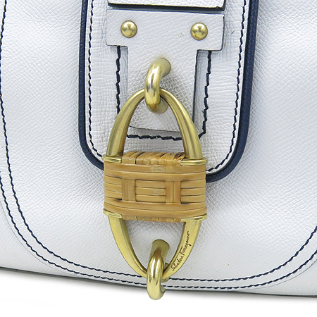 Ferragamo(��󰡸�) ���� �÷� ���� ȭ��Ʈ ���� ��Ʈ�� [���빮��] �̹���3 - ���̺��� �߰���ǰ