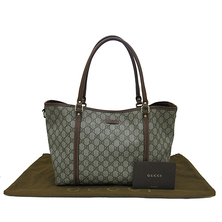 ����  �����