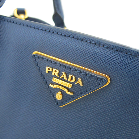Prada(�����) BN1874 ���� ���ǾƳ� ���� ��Ʈ�� + �����Ʈ�� [��õ��] �̹���4 - ���̺��� �߰���ǰ