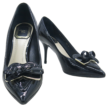 ���  ����