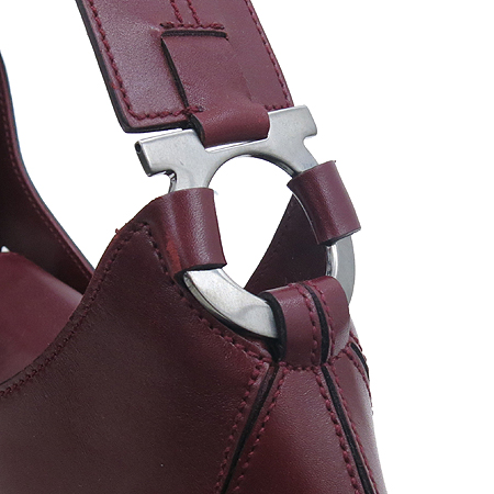 Ferragamo(��󰡸�) 21 3881 ���ǵ𷹴� ��Ƽġ ȣ�� ����� �̹���3 - ���̺��� �߰���ǰ