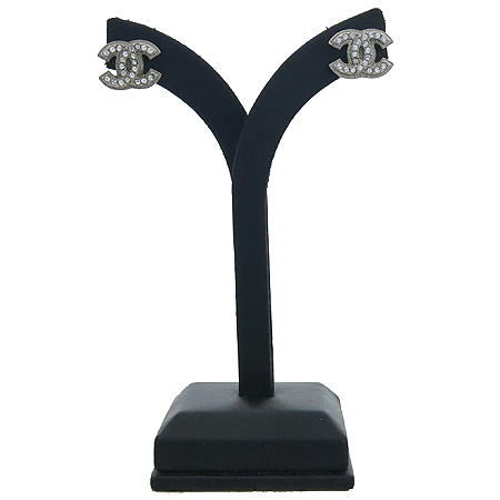 ����  �Ͱ���