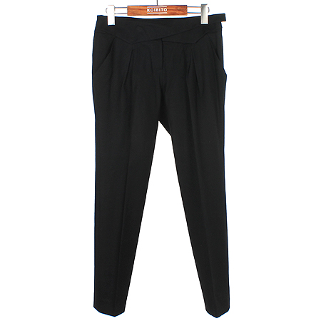 ��  ����