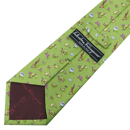 Ferragamo(��󰡸�) 100% ��ũ ��Ÿ�� �̹���3 - ���̺��� �߰���ǰ