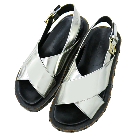 MARNI(������) FBMST17G04 LV431 �ǹ� ��Ż�� ũ�ν� ������ ���� �̹���6 - ���̺��� �߰���ǰ