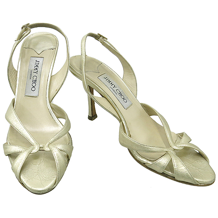 ������  ����