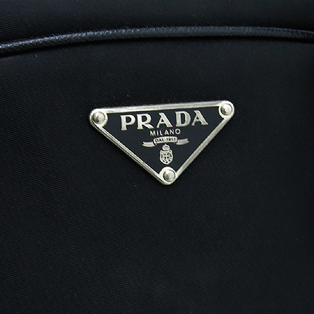 Prada(�����) ���� �к긯 ���ǾƳ� ȥ�� �ﰢ ����ΰ� ��Ʈ�� �̹���3 - ���̺��� �߰���ǰ