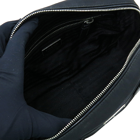 Prada(�����) ���� �к긯 ���ǾƳ� ȥ�� �ﰢ ����ΰ� ��Ʈ�� �̹���5 - ���̺��� �߰���ǰ