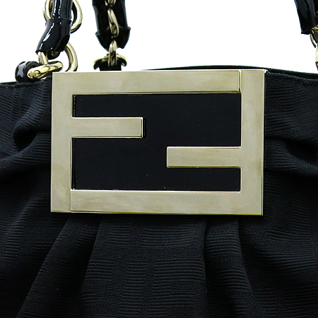 Fendi(���) 8BR616 ���� �ΰ� FF�ΰ� �ڰ��� ��ī ü�� ����� �̹���4 - ���̺��� �߰���ǰ