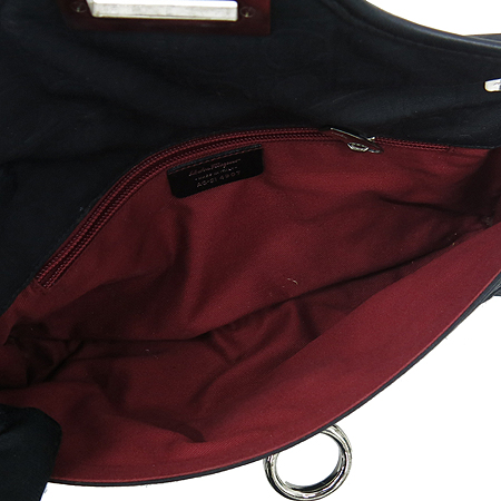 Ferragamo(��󰡸�) 21 4907 ��ġ�� ����Ŭ ���� �к긯 ���� ����� �� Ŭ��ġ �� �̹���4 - ���̺��� �߰���ǰ