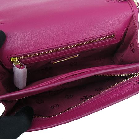 TORY BURCH(�丮��ġ) 41159880 �Ƹ��ٷΰ� �긮ư �޺� ũ�ν��� �̹���6 - ���̺��� �߰���ǰ