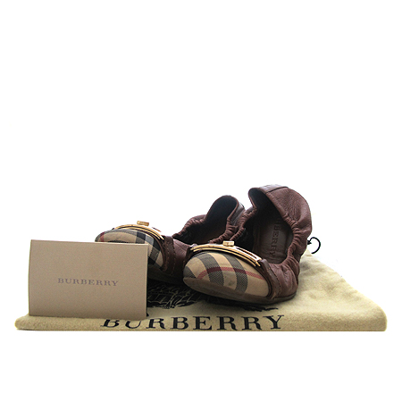 ������  ����