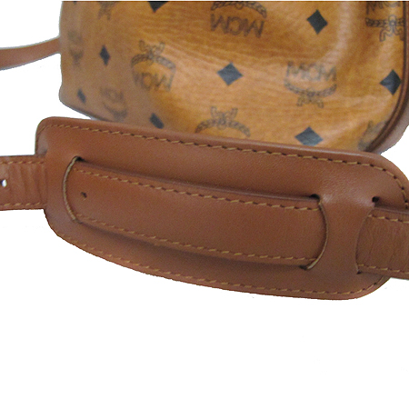 MCM(������) 1013069531122 ���佺 ������ ũ�ν��� [��õ��] �̹���5 - ���̺��� �߰���ǰ