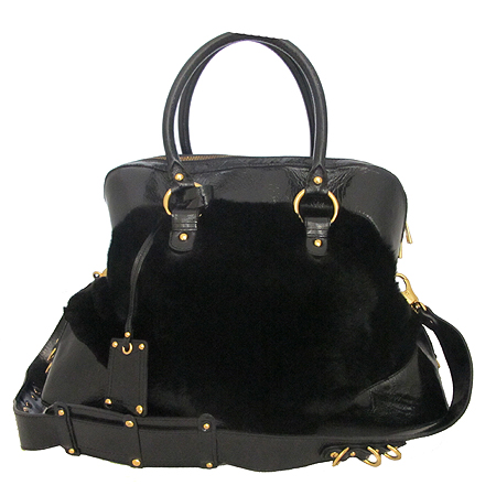 ������  �����