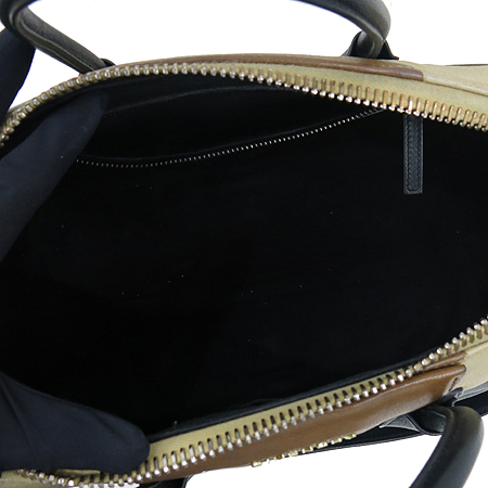 GIVENCHY(�����) ����Ƽ�忡��� ��Ƽ�÷� ANTIGONA(��Ƽ����) 2WAY �̹���6 - ���̺��� �߰���ǰ