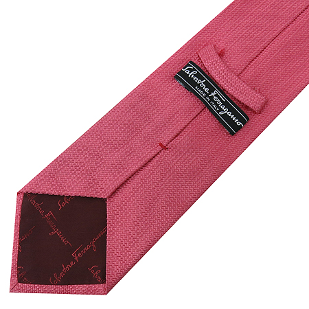 Ferragamo(��󰡸�) 100% ��ũ ��Ÿ�� �̹���3 - ���̺��� �߰���ǰ