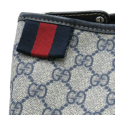 Gucci(����) 246412 �ñ״�ó �� ���� GG�ΰ� PVC �޽��� ũ�ν��� �̹���4 - ���̺��� �߰���ǰ