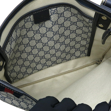 Gucci(����) 246412 �ñ״�ó �� ���� GG�ΰ� PVC �޽��� ũ�ν��� �̹���6 - ���̺��� �߰���ǰ