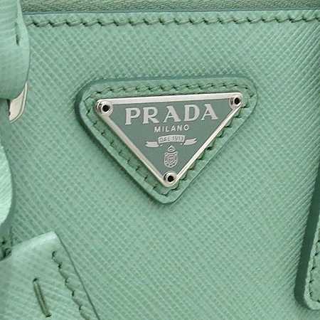 Prada(�����) 1BH907 SAFFIANO LUX �̴� ��Ʈ�� + ũ�ν� ��Ʈ�� �̹���4 - ���̺��� �߰���ǰ