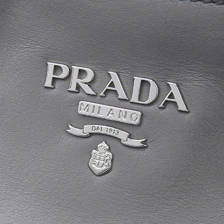Prada(�����) BN2866 �׷��� SOFT CALF(�۾��� ����) ��Ʈ��+��� ��Ʈ�� �̹���4 - ���̺��� �߰���ǰ