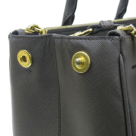 Prada(�����) BN2274 ����ΰ� SAFFIANO LUX ���ǾƳ� ���� �׷��� �÷� ��Ʈ�� + �����Ʈ�� �̹���4 - ���̺��� �߰���ǰ