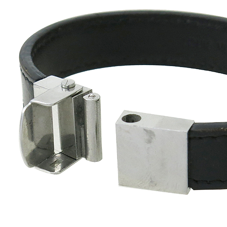 Louis Vuitton(���̺���) M6686E Ŭ��(CLIP) ��(IT) ��ŵ�(NOMAD) �극�̽���(����) �̹���4 - ���̺��� �߰���ǰ