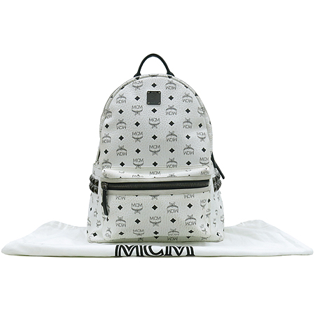 ������  ����