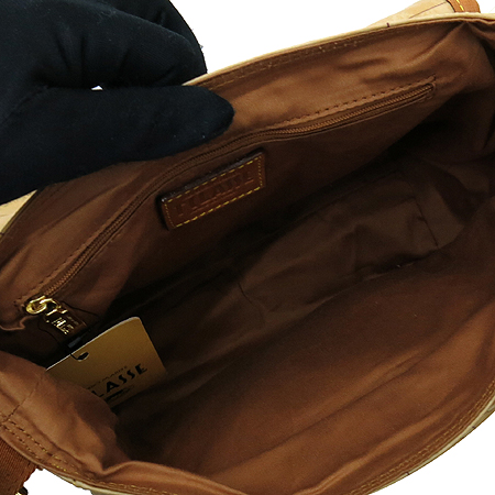 ALVIERO MARTINI(�˺񿡷� ����Ƽ��) �ΰ� PVC ũ�ν��� �̹���6 - ���̺��� �߰���ǰ