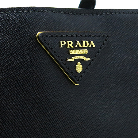 Prada(�����) BN1874 ���� ���ǾƳ� ���� ��Ʈ�� �̹���4 - ���̺��� �߰���ǰ