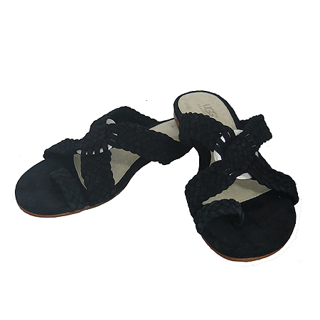 ���  ����