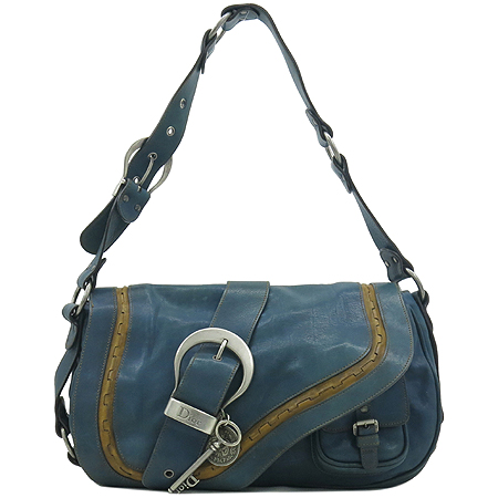 ���  �����