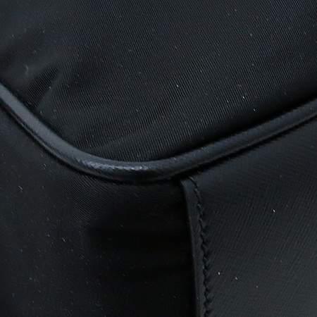 Prada(�����) 2VH �ﰢ �ΰ� ��� ���� �к긯 ���ǾƳ� Ʈ���� �޽��� ũ�ν��� �̹���6 - ���̺��� �߰���ǰ