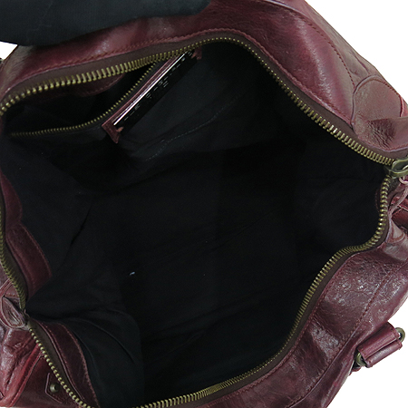 Balenciaga(�߷��þư�) 110506 D94JT 994 CLASSIC (Ŭ����) WEEKENDER (���˴�) ��Ʈ�� + ���� �ſ� �̹���5 - ���̺��� �߰���ǰ