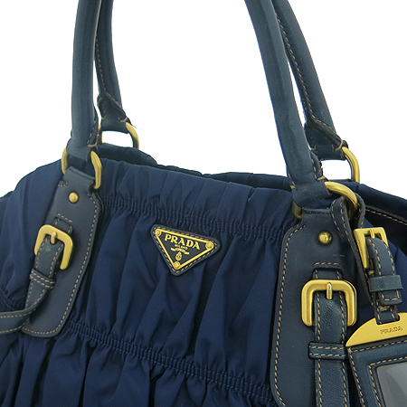 Prada(�����) BN1611 ���� �ΰ� ���̺� �к긯 ��Ʈ�� [���빮��] �̹���3 - ���̺��� �߰���ǰ