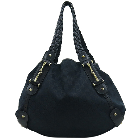 ����  �����