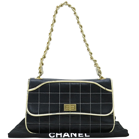 Chanel()     ü ̴ 