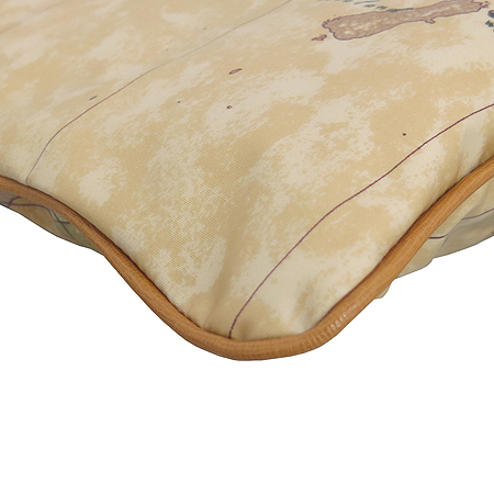 ALVIERO MARTINI(�˺񿡷� ����Ƽ��) N731 �ΰ� PVC ũ�ν��� [���빮��] �̹���4 - ���̺��� �߰���ǰ