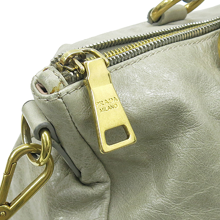 Prada(�����) BL0606 VITELLO SHINE (���ڷ� ����) ����ΰ� ��Ʈ�� + �����Ʈ�� �̹���5 - ���̺��� �߰���ǰ