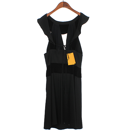 Fendi(���) ���� �μҸ� ���ǽ� �̹���4 - ���̺��� �߰���ǰ