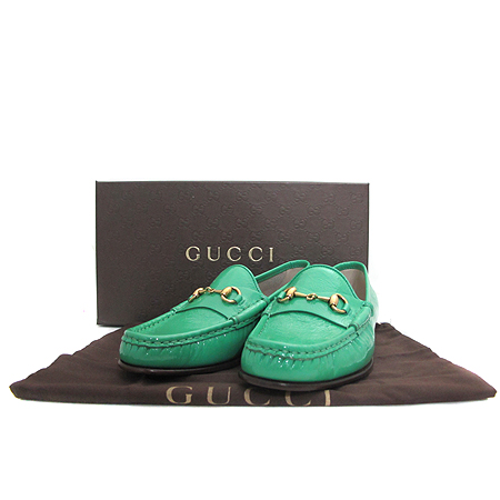 ����  ����