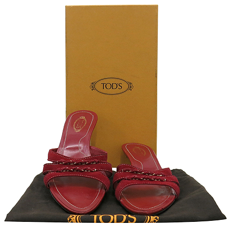 ����  ����