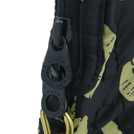 Marc by Marc Jacobs(��ũ���̸�ũ�����߽�) �е帯 �ΰ� ��� ��Ʈ�� ���̽� �� 2WAY �̹���4 - ���̺��� �߰���ǰ