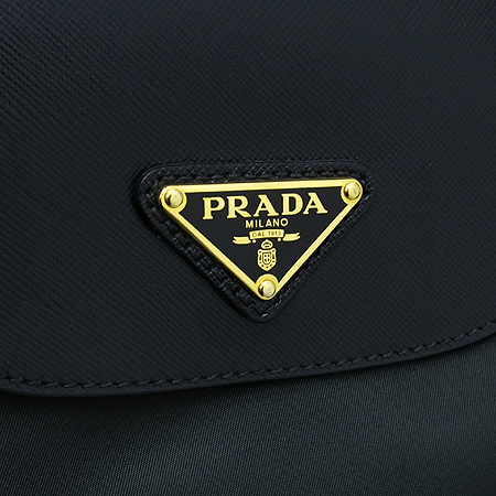 Prada(�����) BN2106 ���� �ﰢ�ΰ� �÷� ���� ���ǾƳ� �к긯 Ʈ���� ��Ʈ�� + �����Ʈ�� �̹���4 - ���̺��� �߰���ǰ