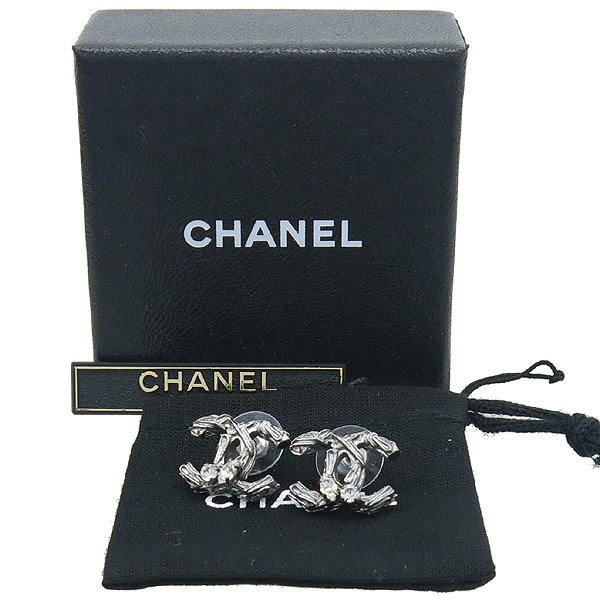 ����  �Ͱ���