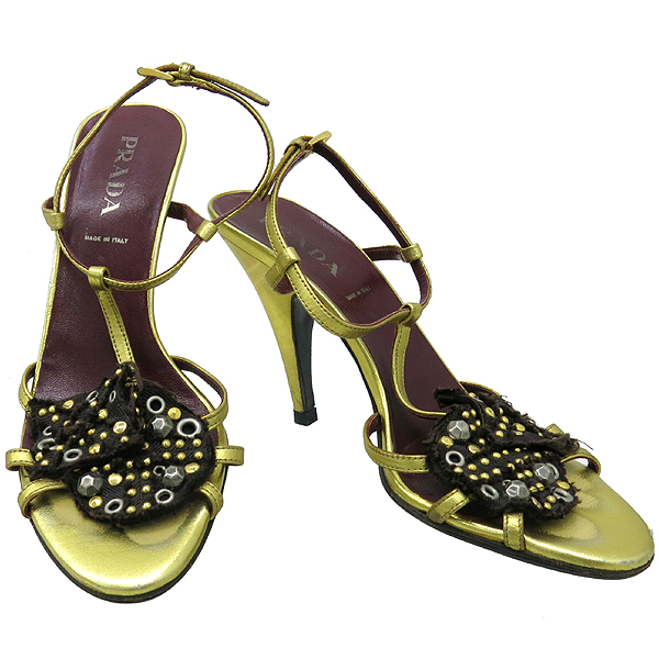 �����  ����