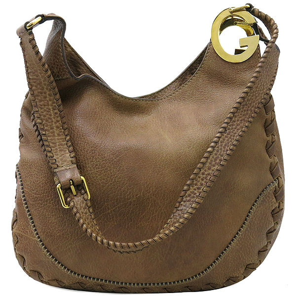 ����  �����