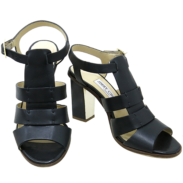 ������  ����