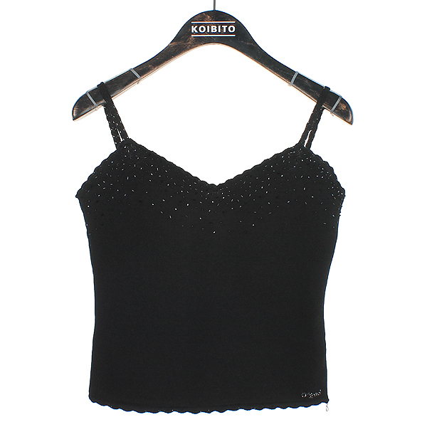 �����  ����