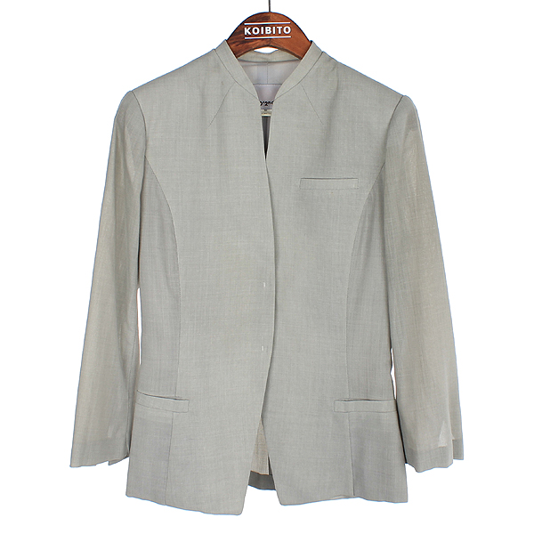 �����  ����